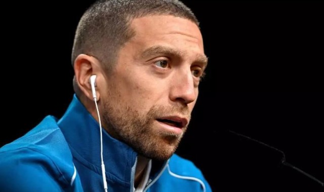 意昂体育官网-亚历杭德罗-戈麦斯：禁赛让我情绪一度崩溃，但我知道还不能退役